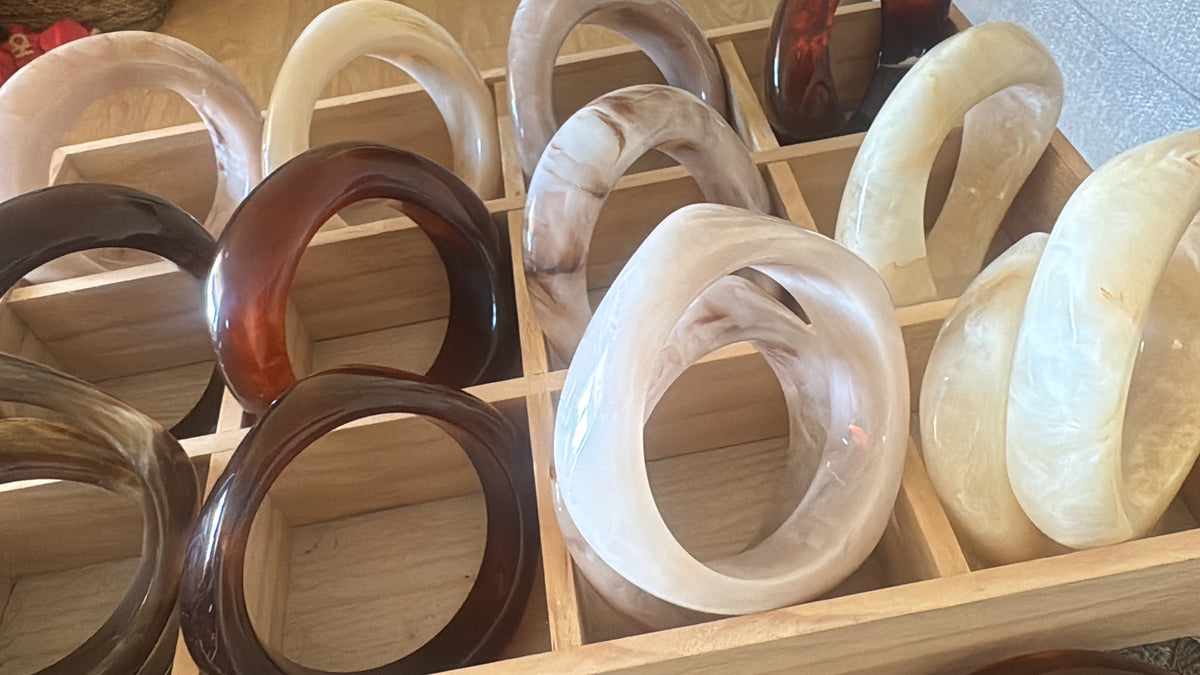 Chunky Resin Bangles (in 4 Colourways)