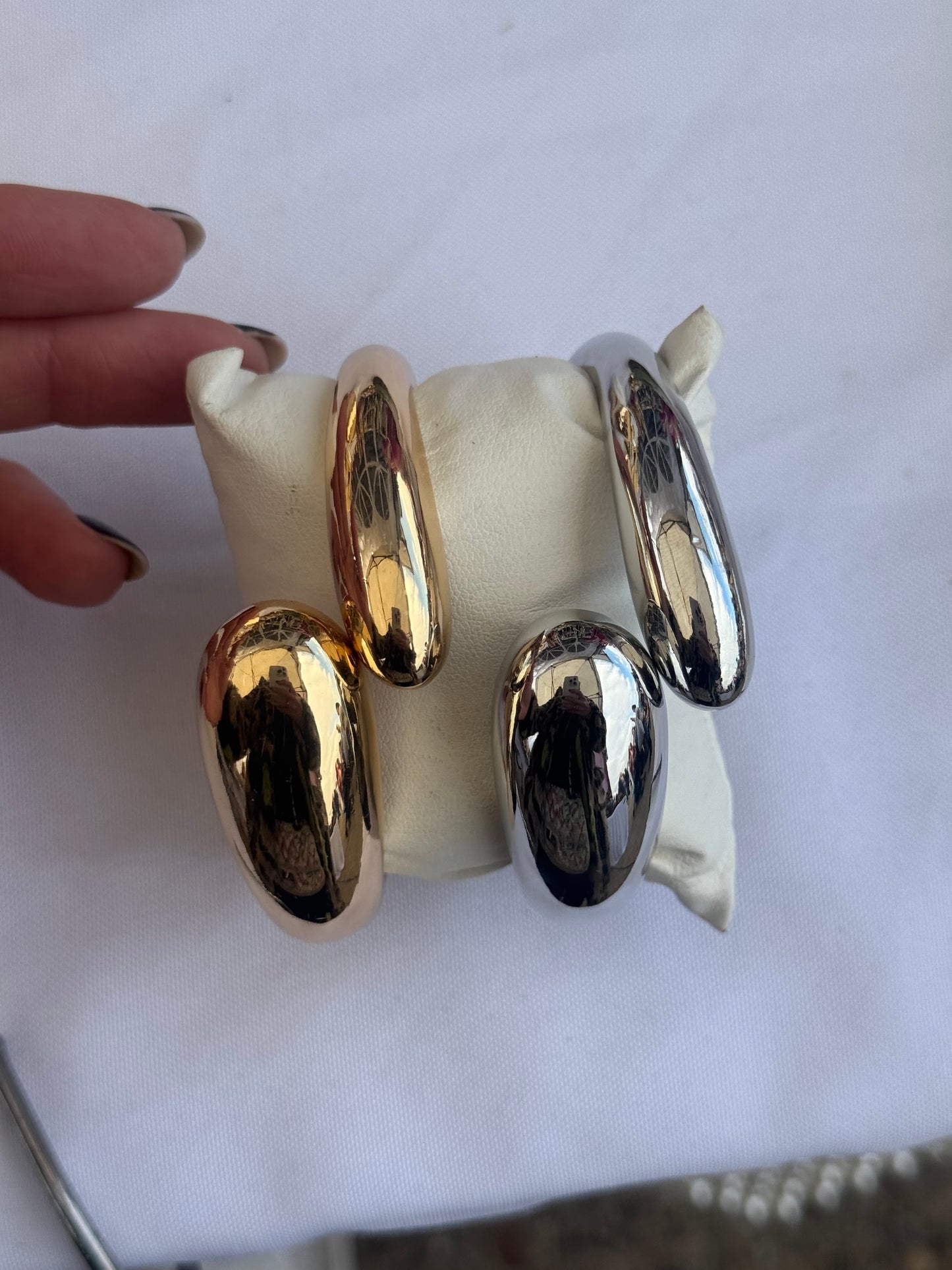 Fluid Cuff In Gold & Silver