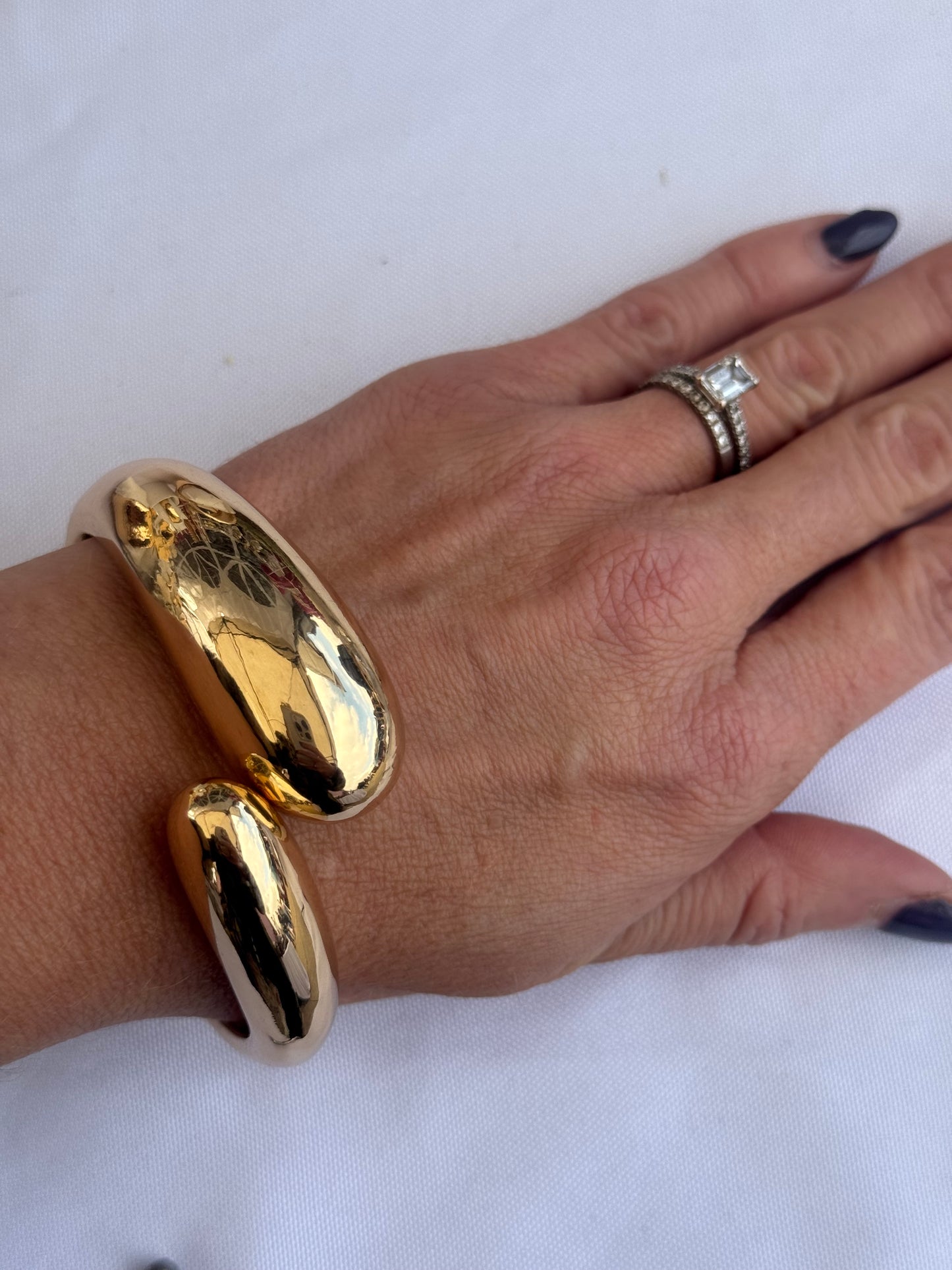 Fluid Cuff In Gold & Silver