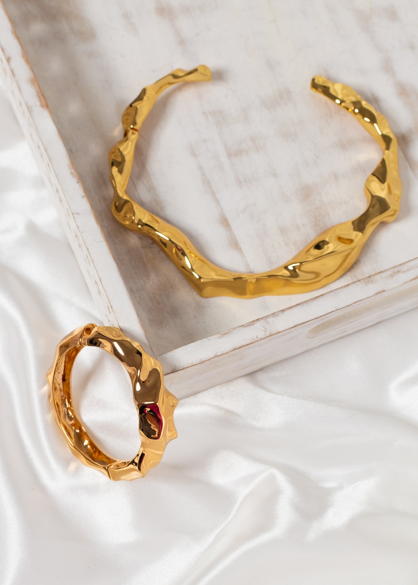 Shimeray Torque Gold Chunky Hammered Collar & Bangle Set