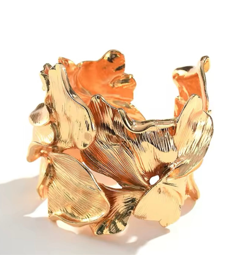 Metal Flower Cuff