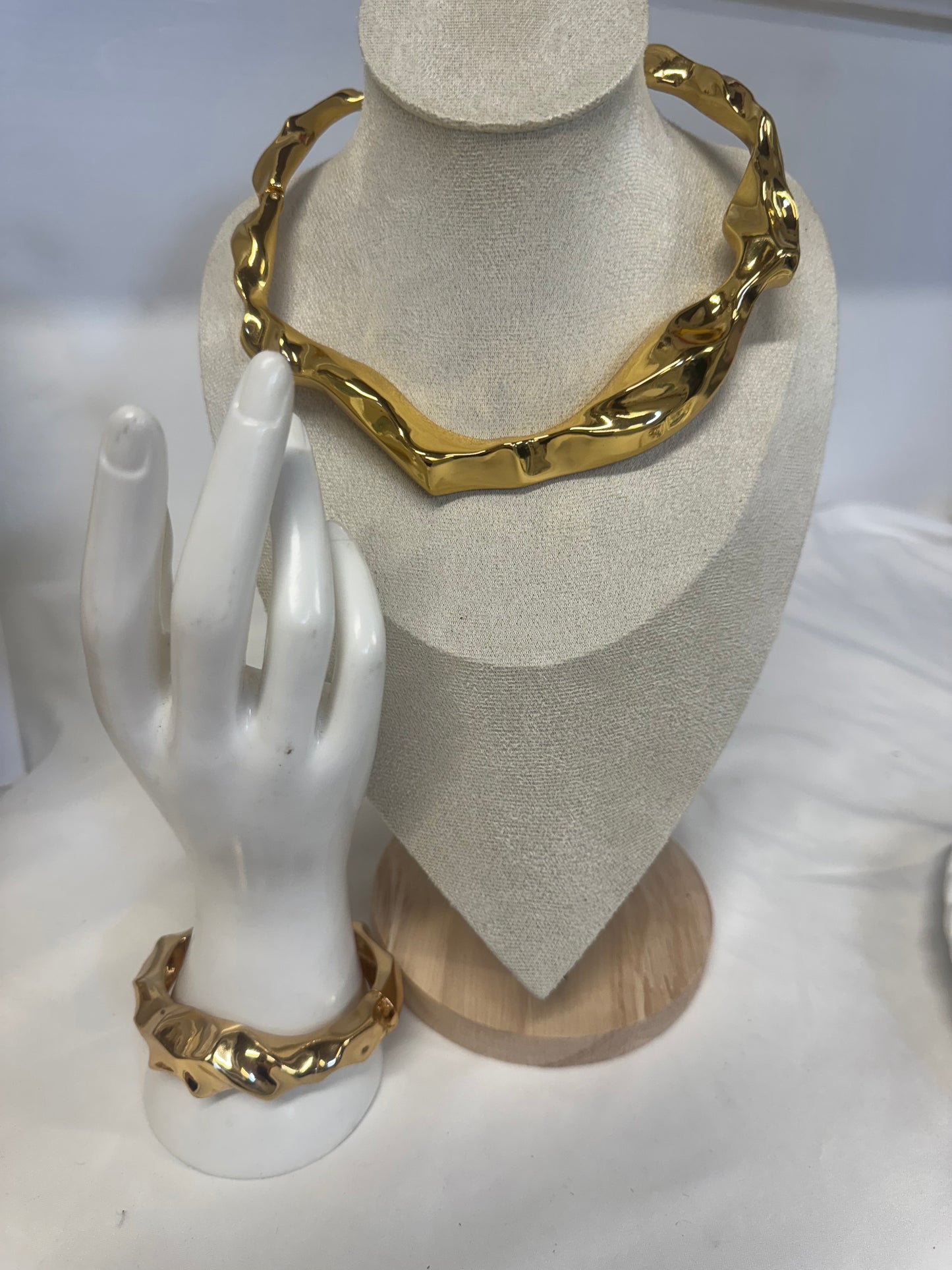 Shimeray Torque Gold Chunky Hammered Collar & Bangle Set