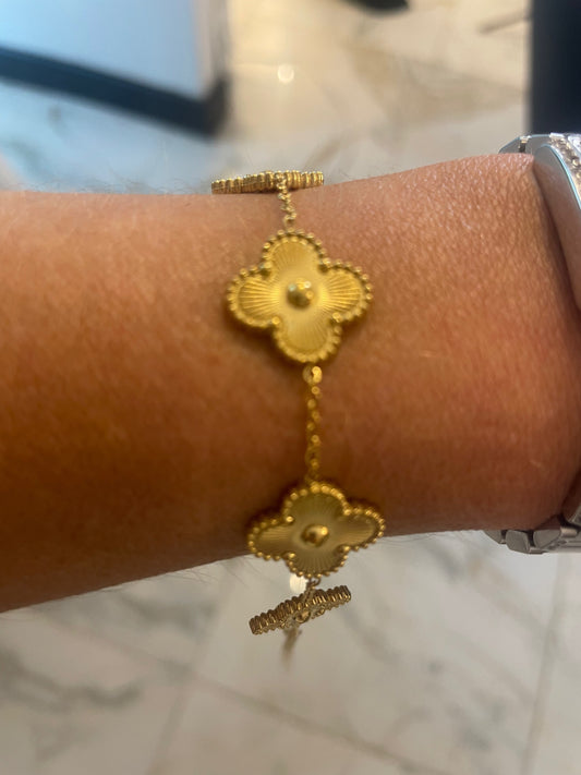 Clover Bracelets (various colours)