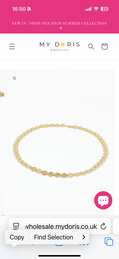 GOLD HAMMERED DISC NECKLACE