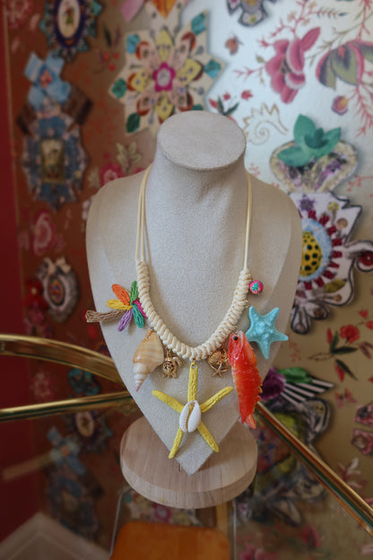 Tropical Vibes Raffia  Necklace