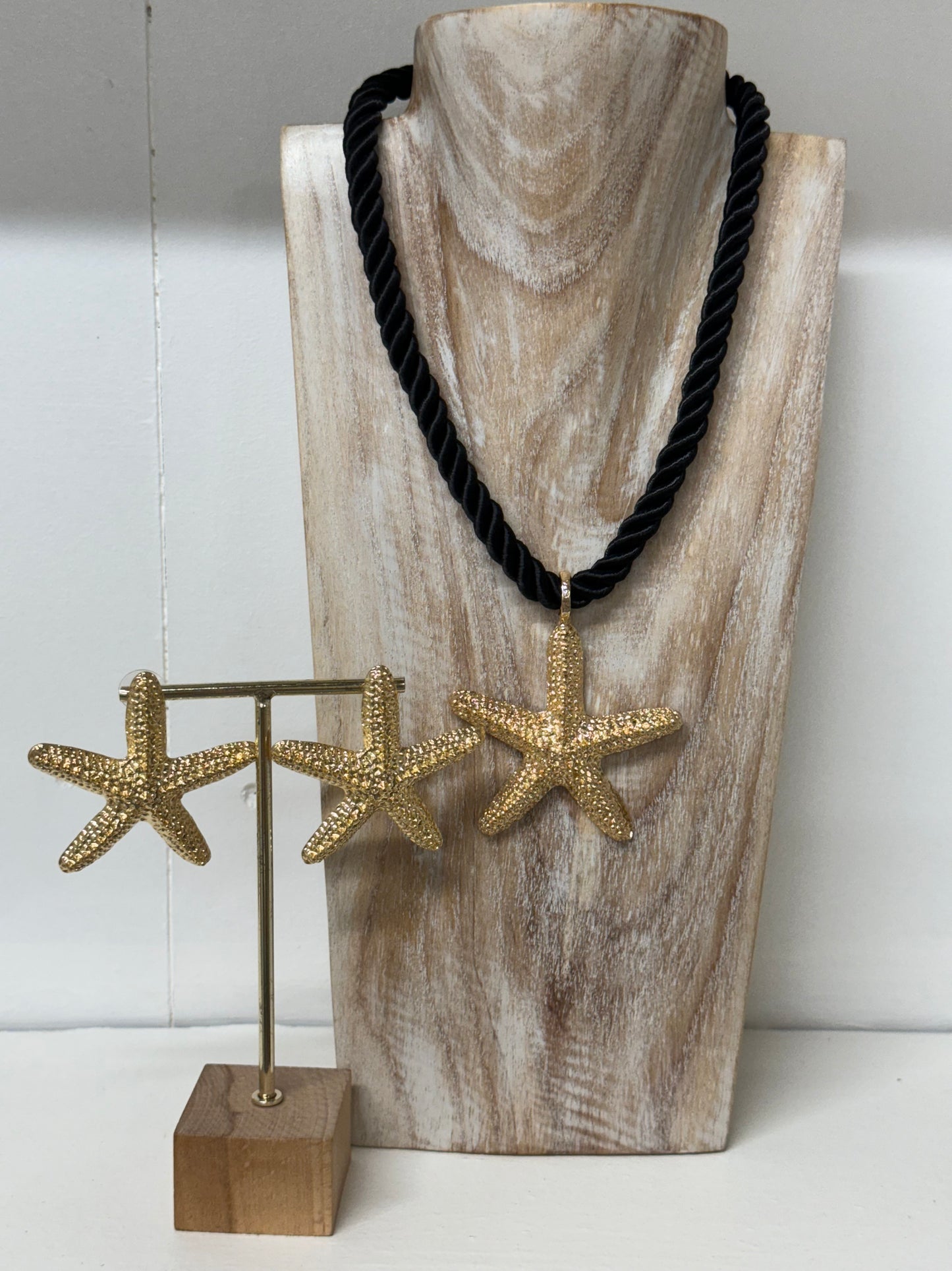 Black Starfish Rope Choker Set