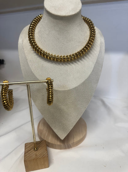 Shimeray Gold Spiral Choker & Hoop Earring Set