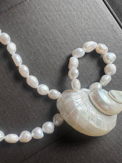 Estelle Mother of Pearl Single Shell Choker