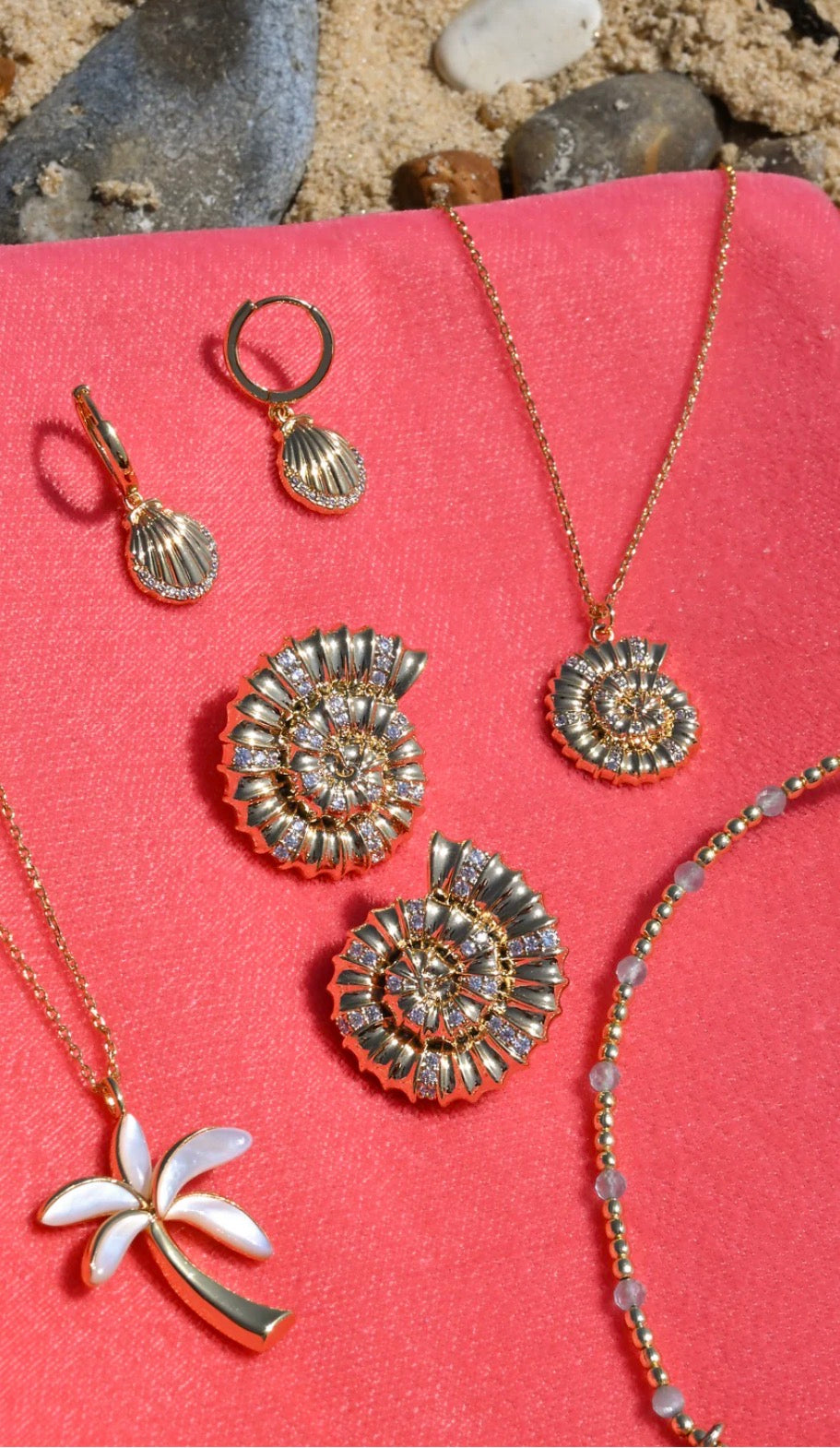 Round Shell Necklace
