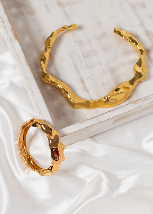 Shimeray Torque Gold Chunky Hammered Collar & Bangle Set