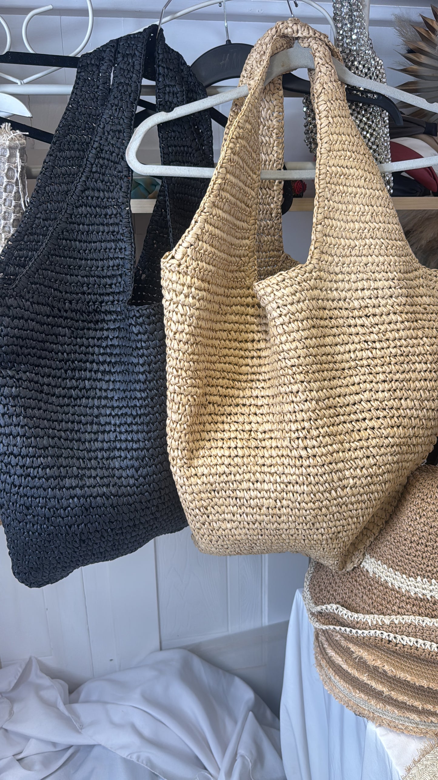 Amante Oversized Tote Bags In Sand & Black