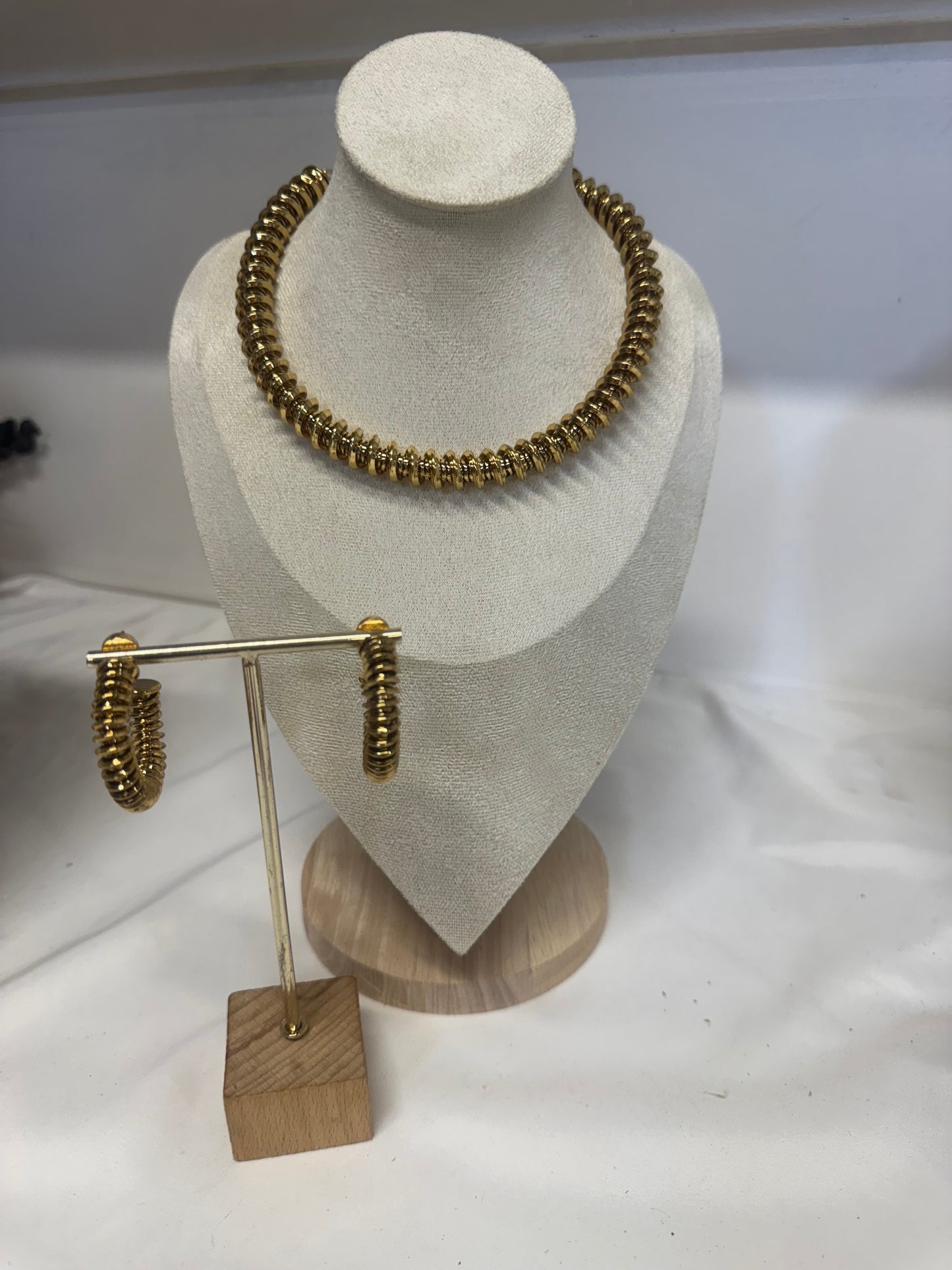 Shimeray Gold Spiral Choker & Hoop Earring Set