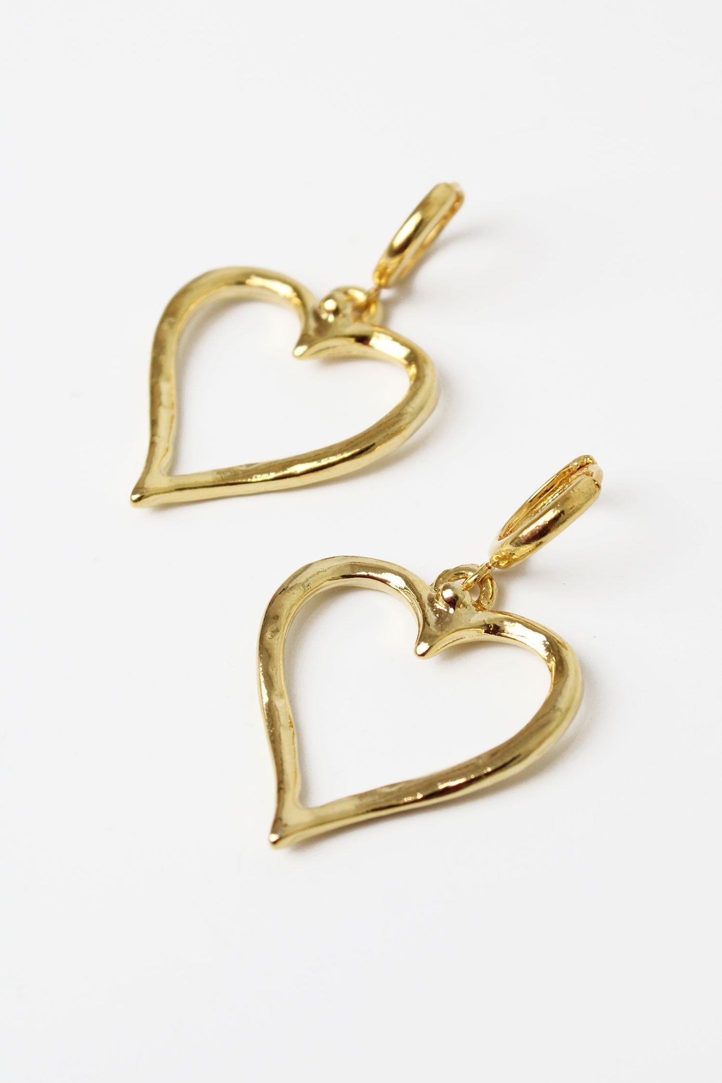 Kiki Heart Huggie Earrings