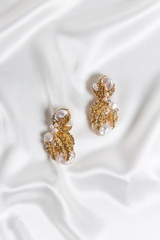 Harlow Vintage Gold Pearl Drop Earrings