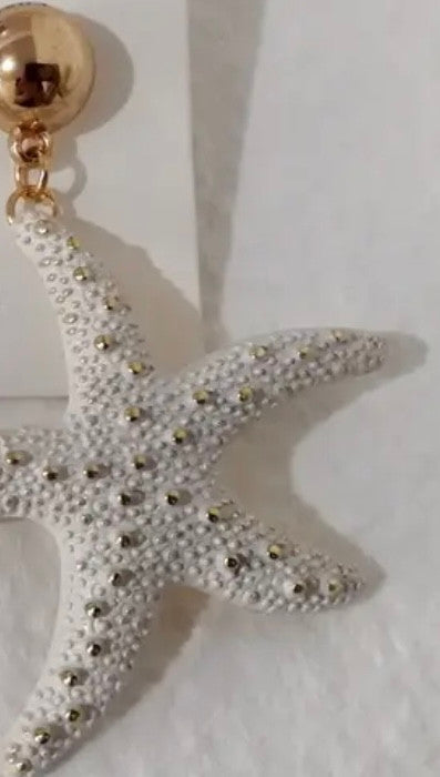 White Shimmer Starfish earrings