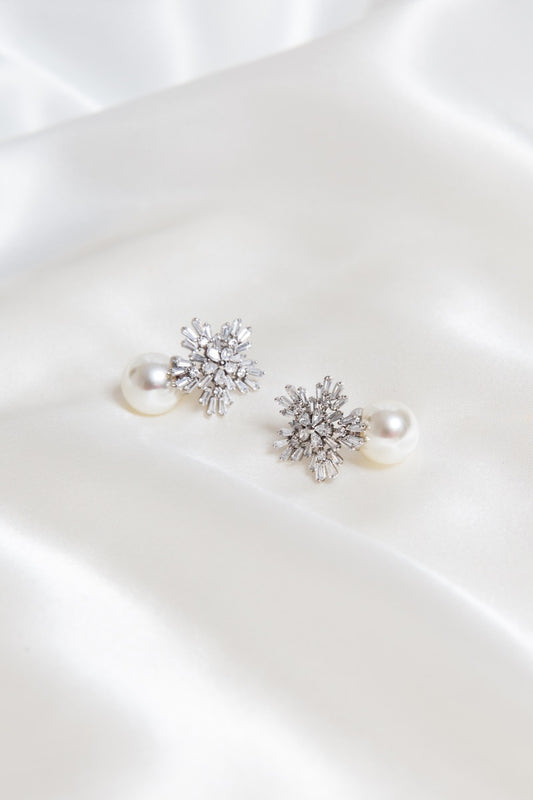 Snowflake Pearls Drop Earrings